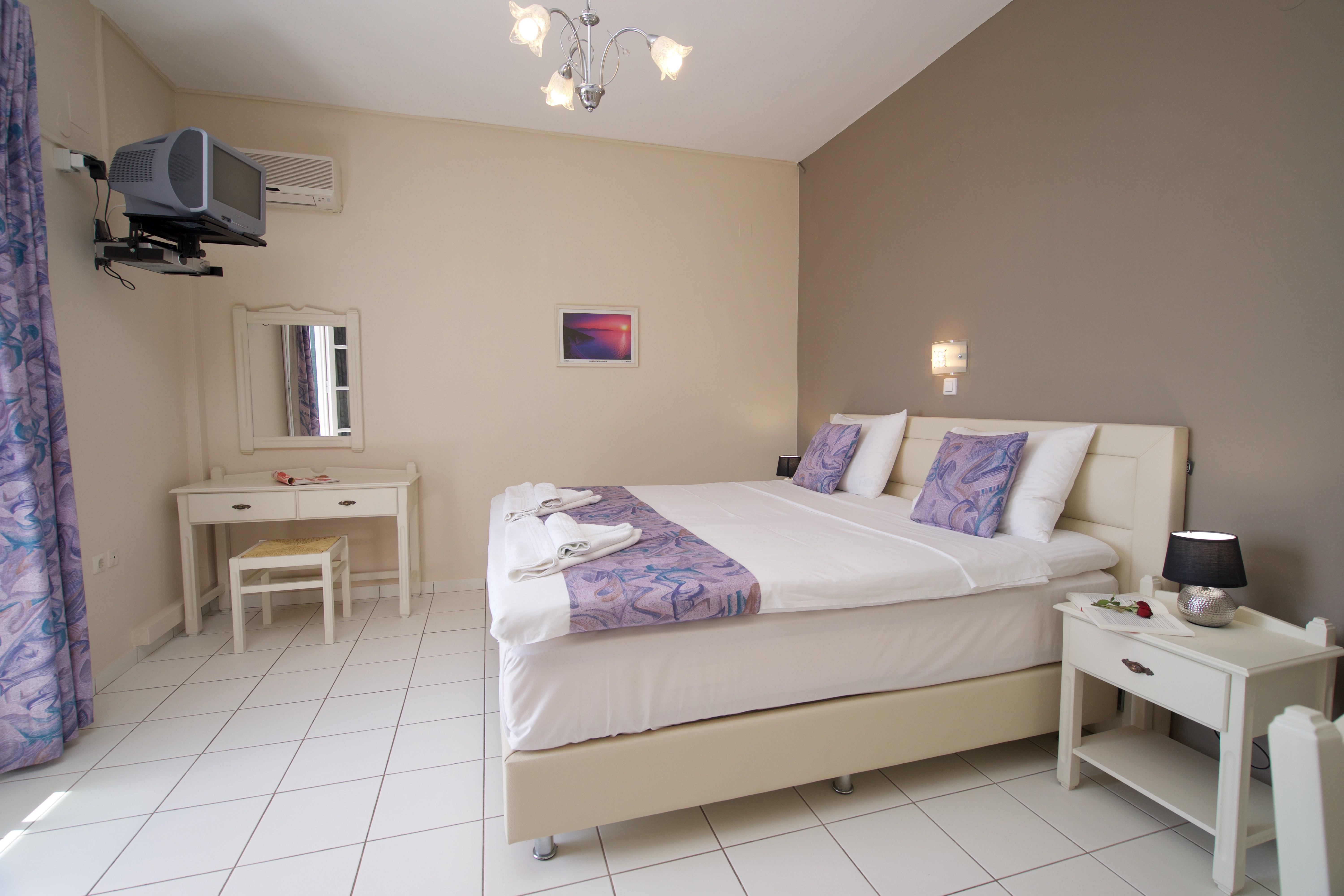 Studios Vrionis Panoramic Sunset Mesovounia  Ngoại thất bức ảnh