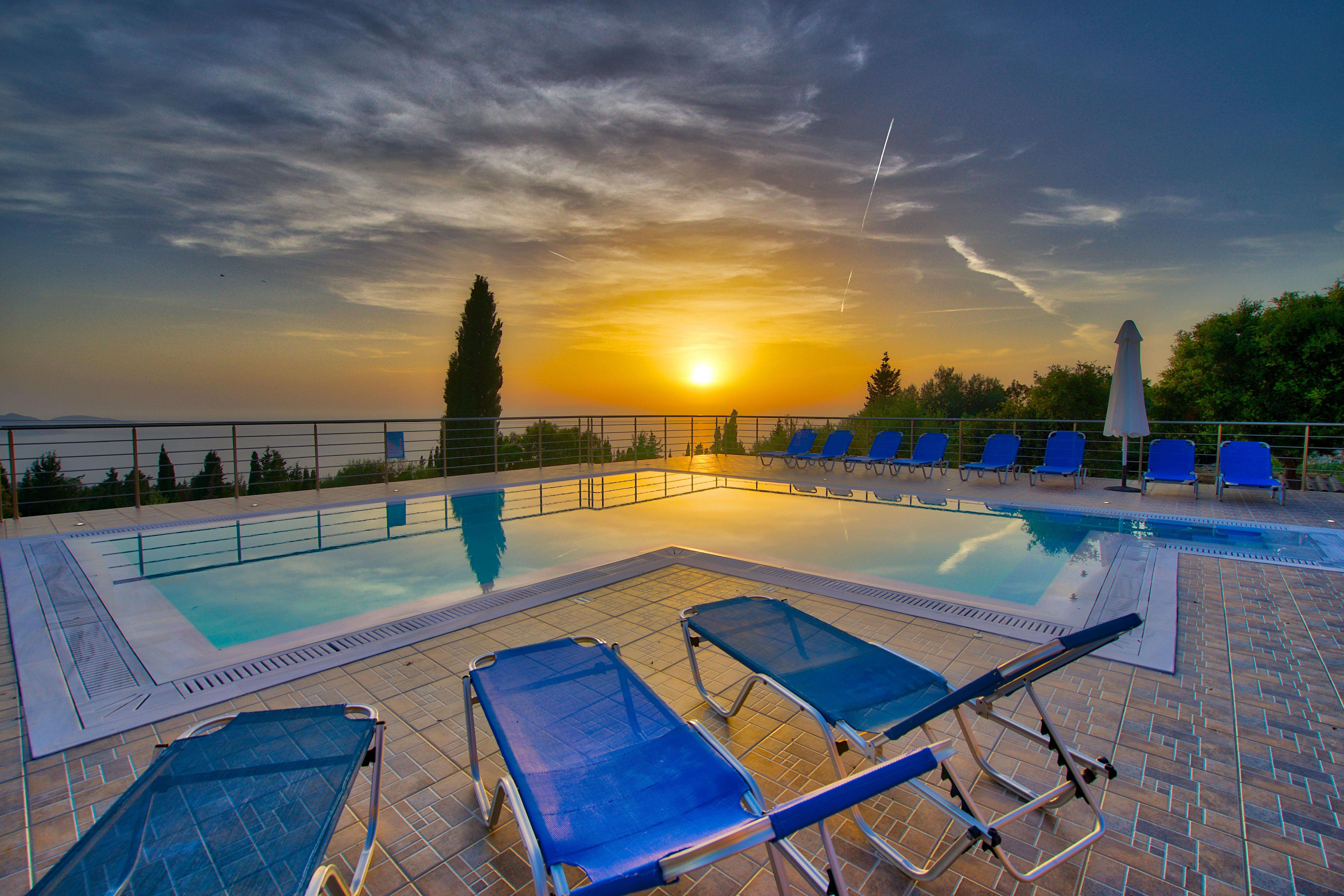 Studios Vrionis Panoramic Sunset Mesovounia  Ngoại thất bức ảnh